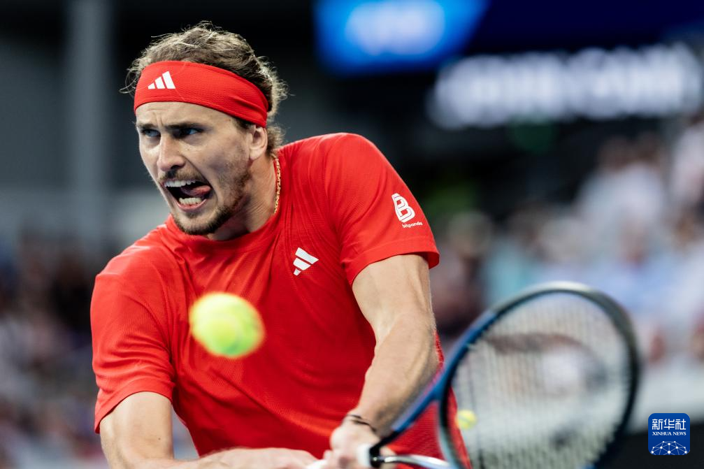 包含英国网球队险胜澳大利亚网球队,兹维列夫统治全场的词条 包含英国网球队险胜澳大利亚网球队,兹维列夫统治全场的词条