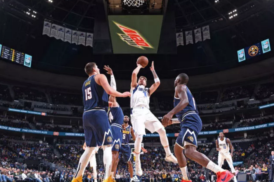 开云体育入口-包含西班牙男篮鏖战独行侠，米尔萨普打破历史纪录的词条