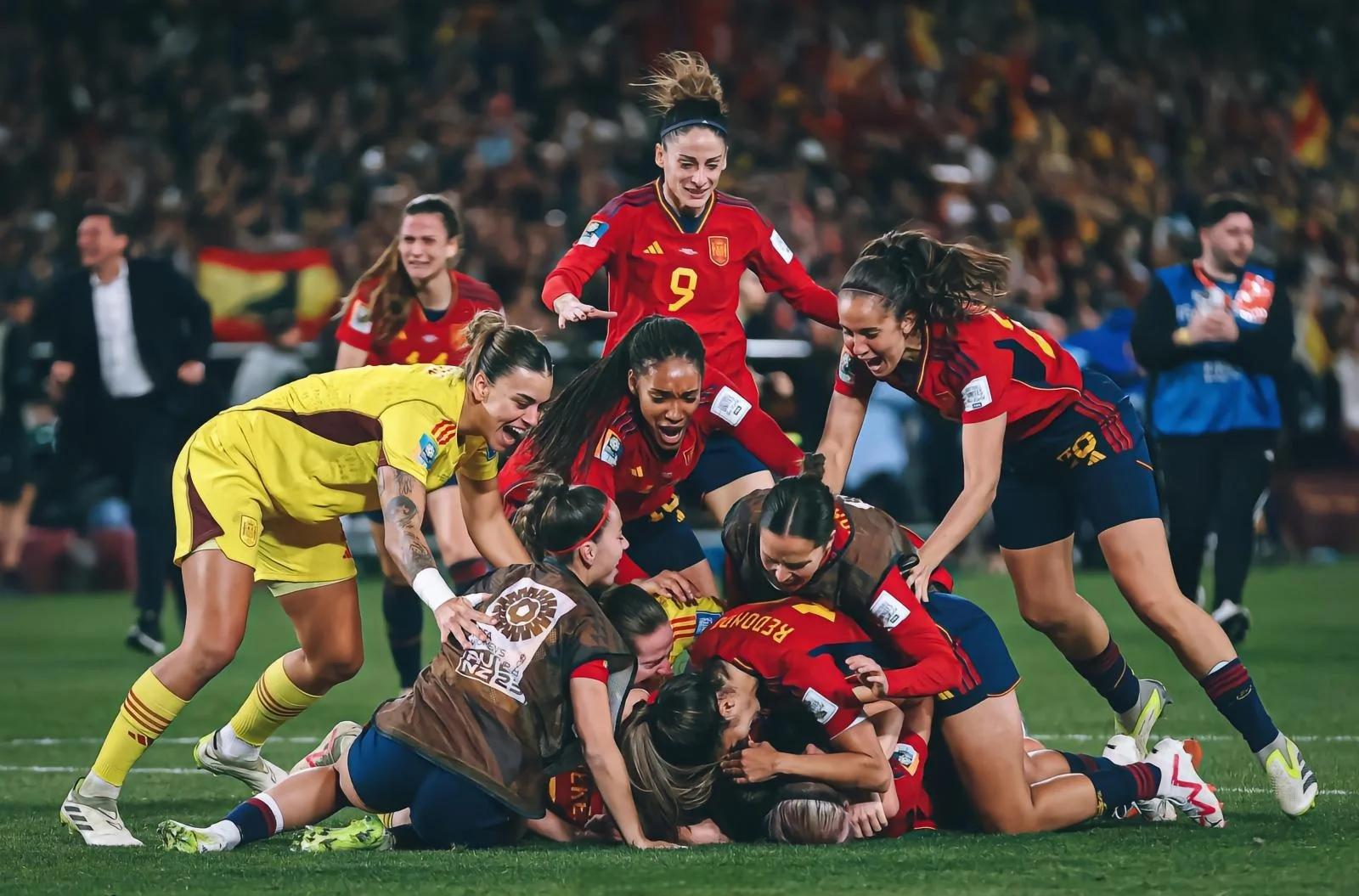 意大利女足阵容强劲，追求冠军梦想的简单介绍