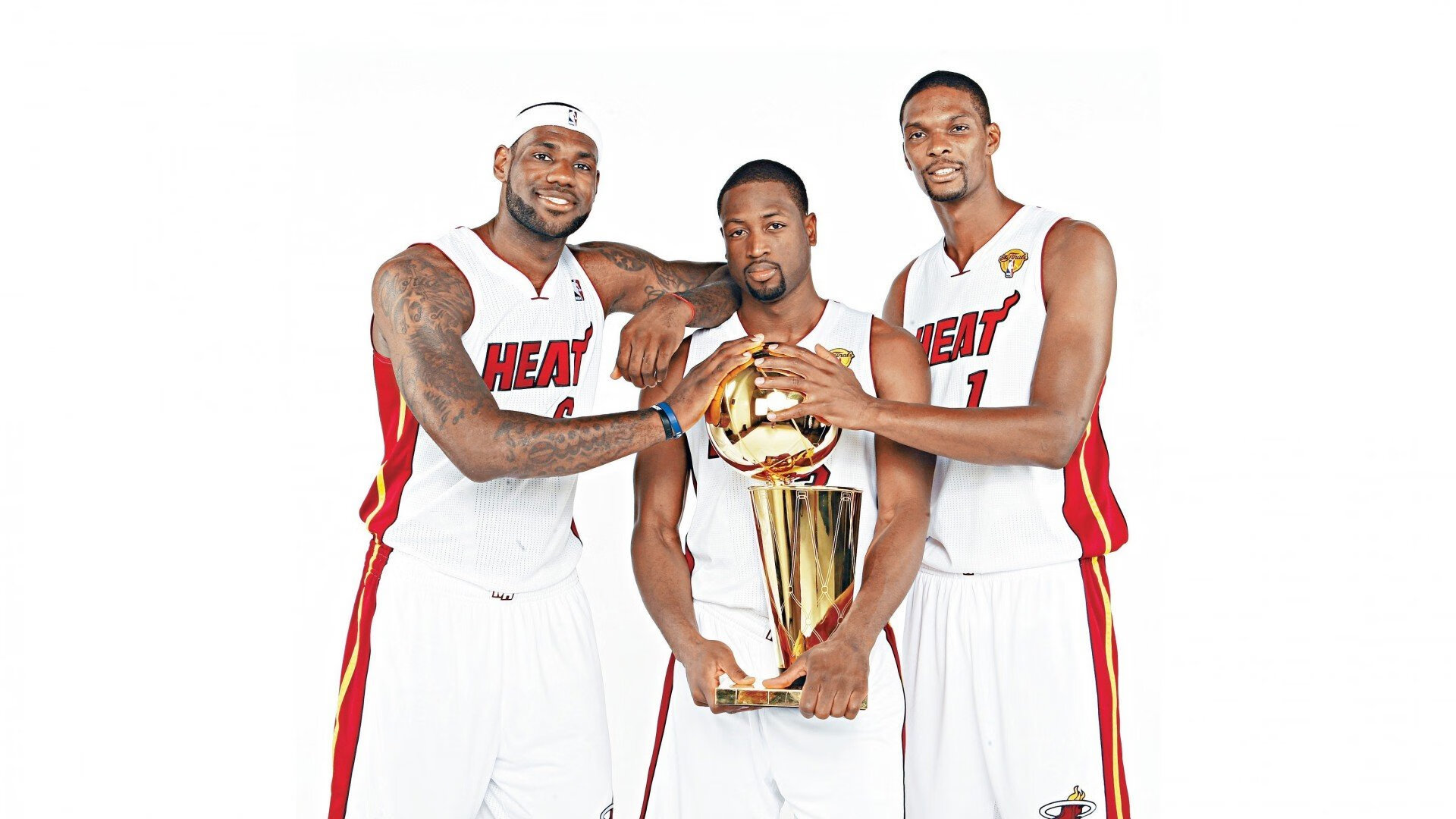 新疆队速胜快船，布伦森在美加墨世界杯接管比赛，跨越时空的篮球传奇