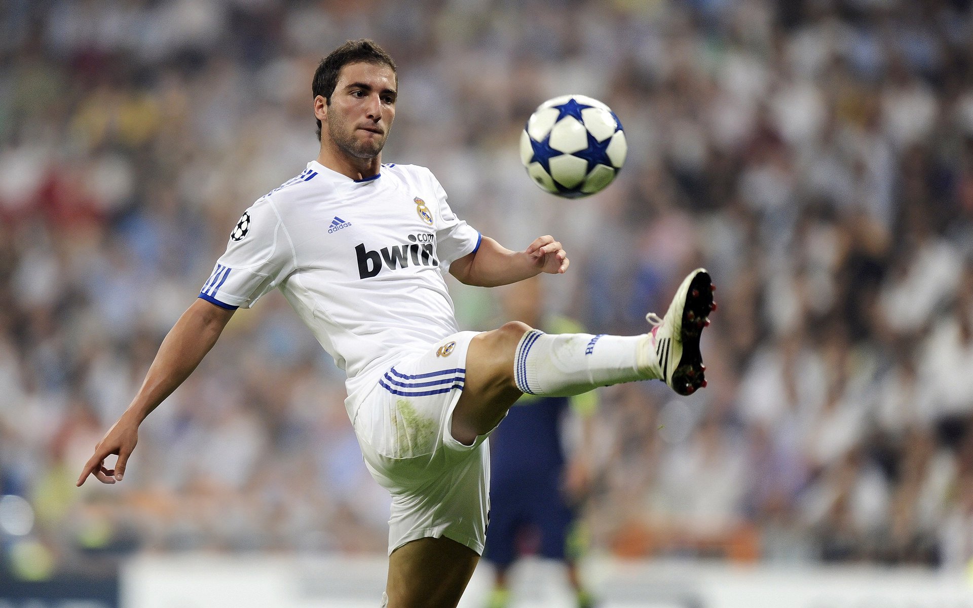 北欧风暴席卷巴黎，基米希铁血带队，挪威险胜法国的战术启示